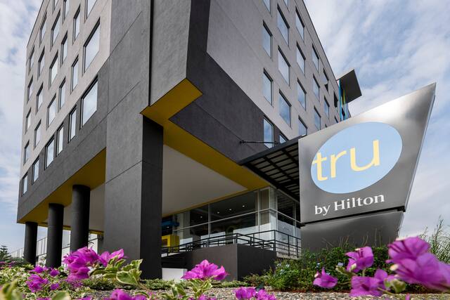 Tru by Hilton Cali Sur